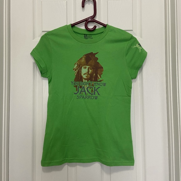 Disney Pirates of the Caribbean Jack Sparrow T-Shirt - Picture 1 of 8